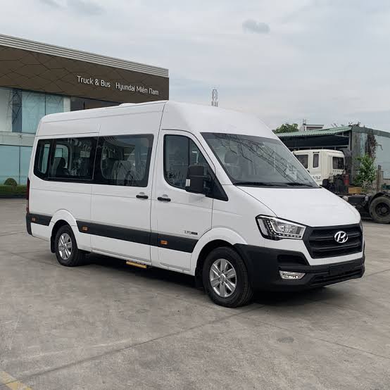 Xe 15 chỗ đi ba hồ