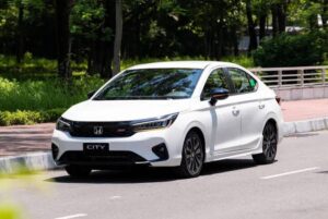 Xe 4 chỗ ba hồ